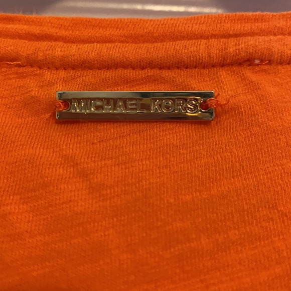 Micheal Kors sz M orange 3/4 sleeve top with front pocket - Picture 6 of 8